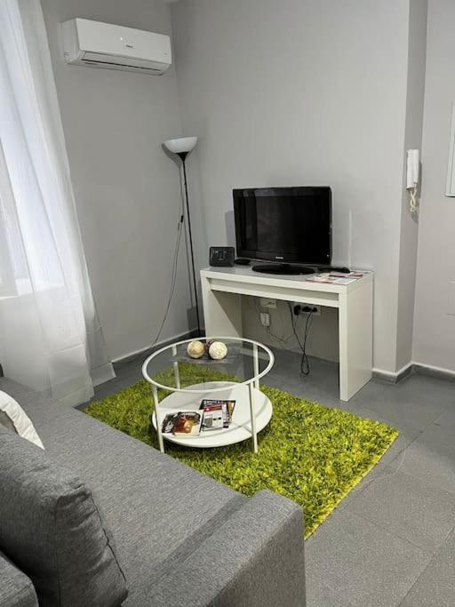 Apartamento En El Casco Antiguo Junto Alameda H. セビリア エクステリア 写真